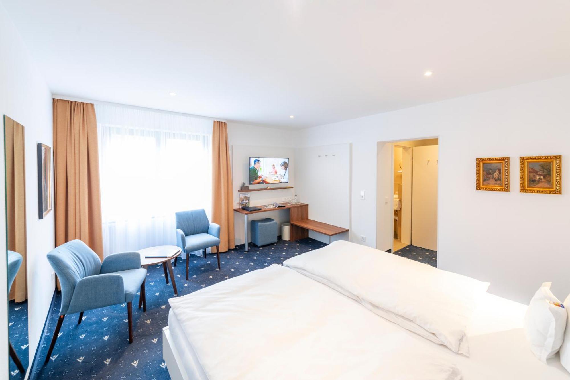 Hotel Adler Post Швецинген Екстериор снимка